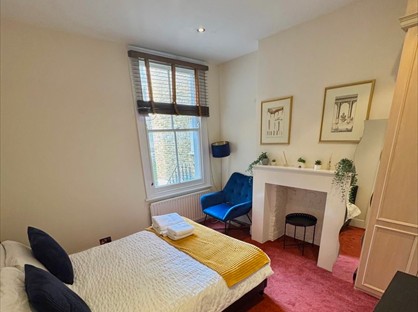 2 Bed Semi-Detached House, Mirabel Road, SW6