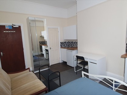 Studio Flat, Hartington St, DE23