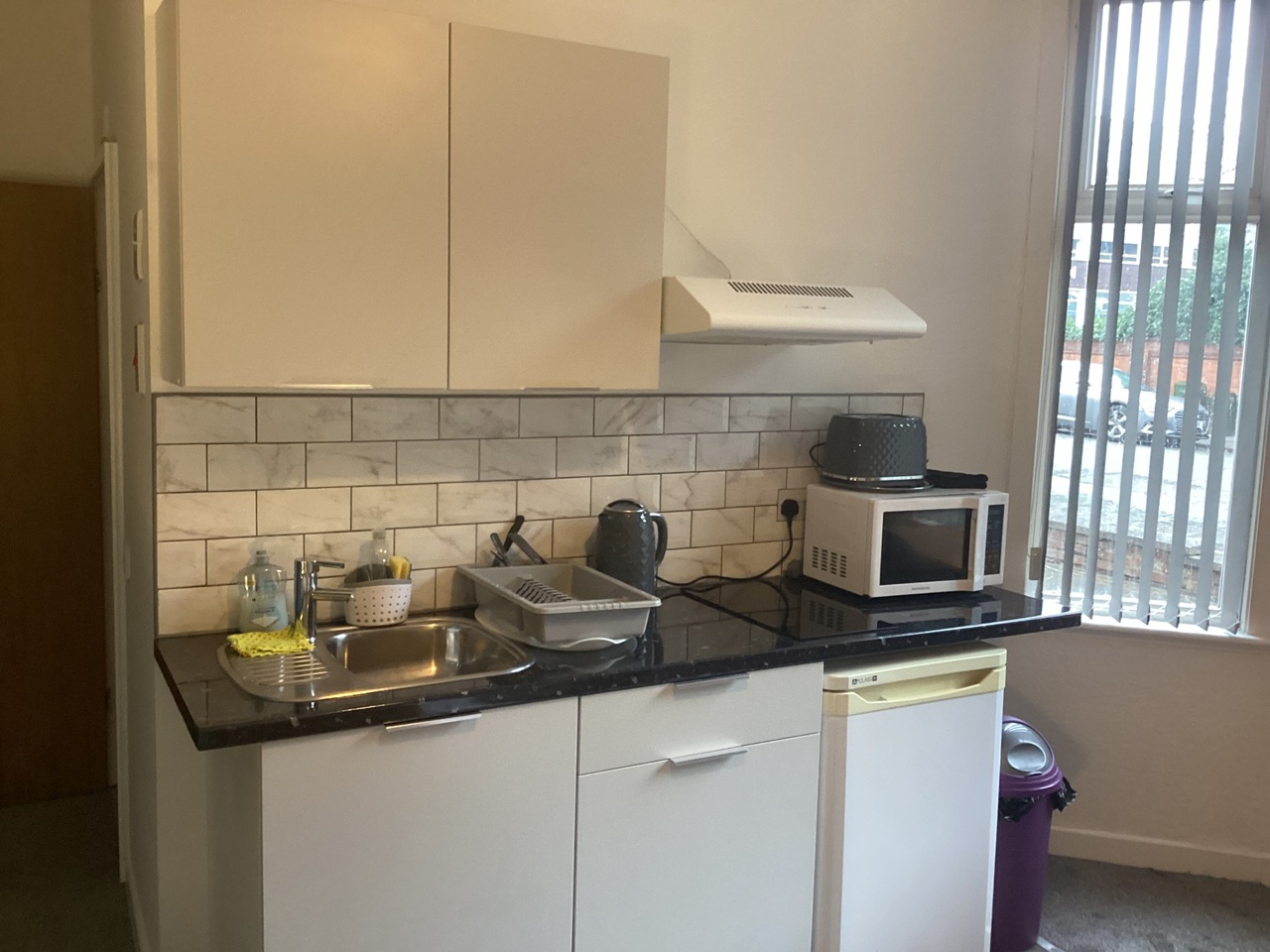 Additional image 4 of Studio Flat, Manor Road, CV1, N1 7GU