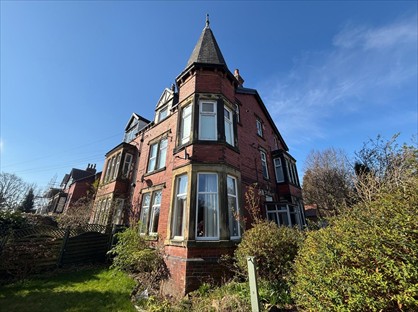 1 Bed Flat, Spen Road, LS16