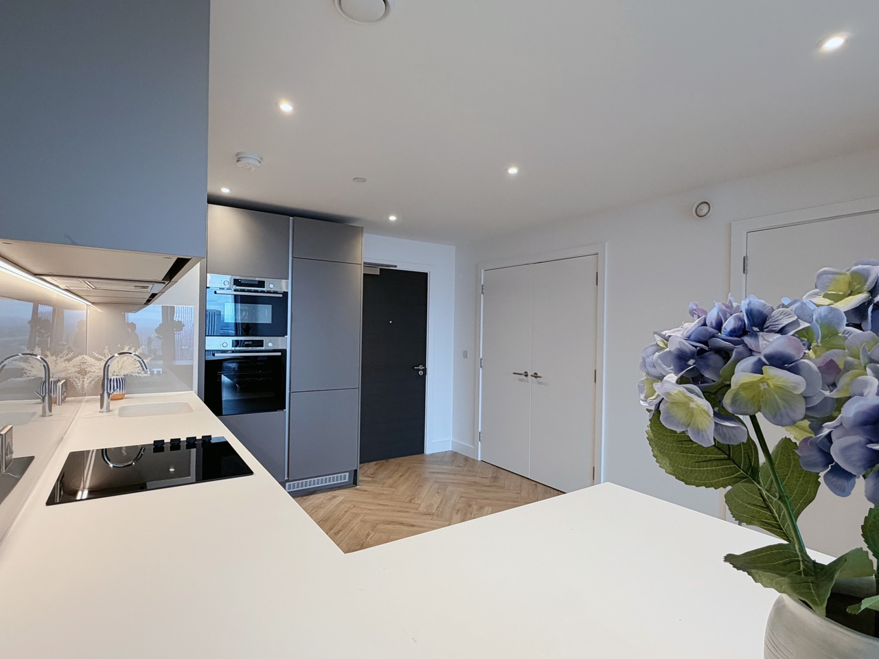 Additional image 5 of 1 Bed Flat, Port Street, M1, N1 7GU