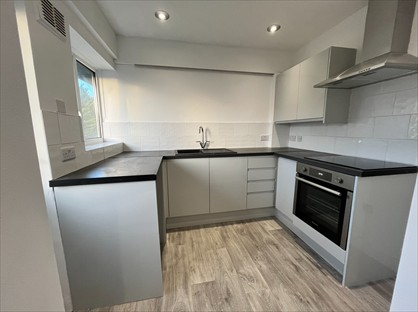 2 Bed Flat, Crosby, L23