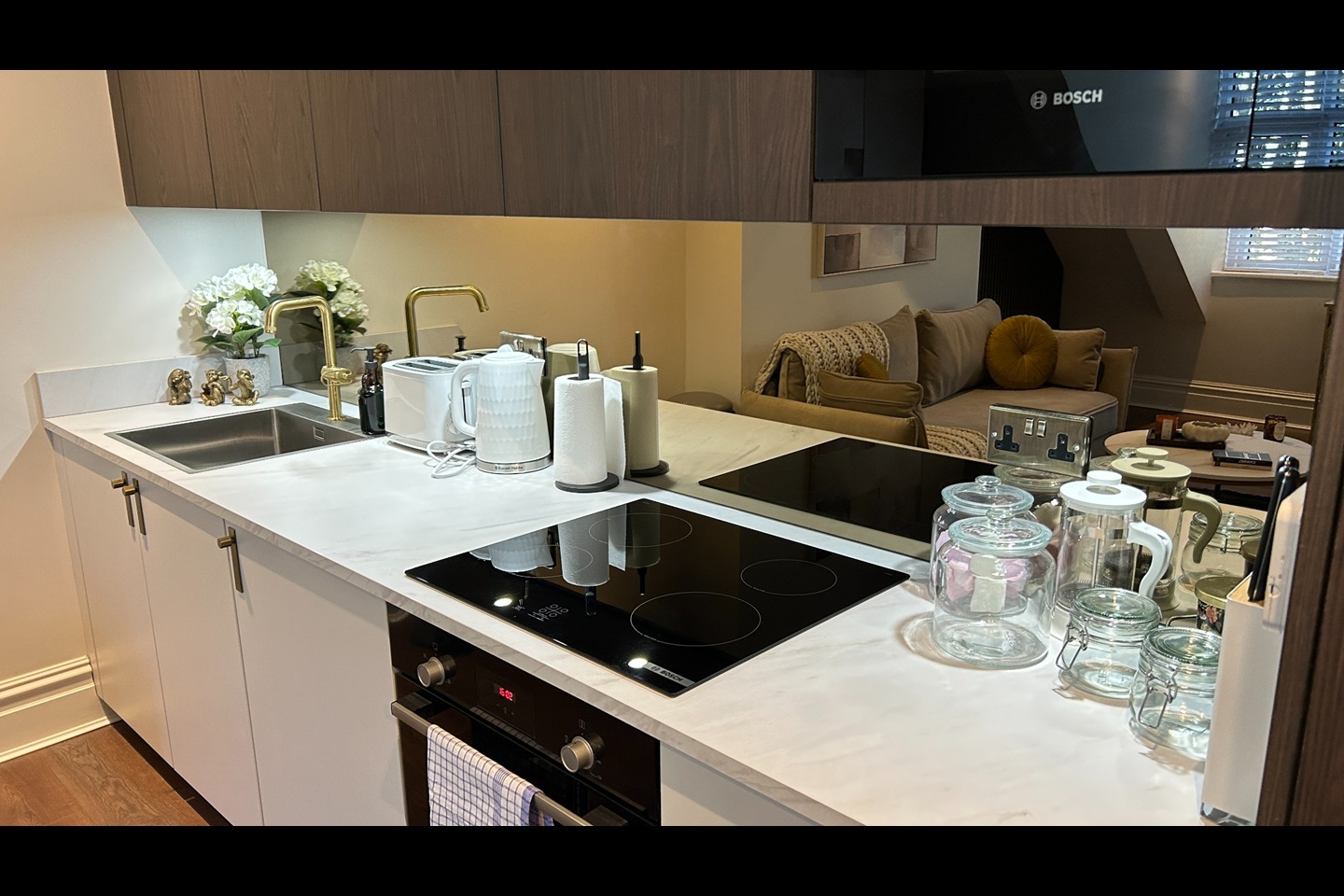 1 Bed Flat, Ullet Road, L17 photo 3