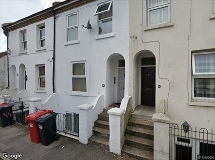 Room in a Shared House, Park Street, SL1