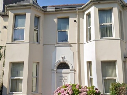 1 Bed Flat, Percy Terrace, PL4