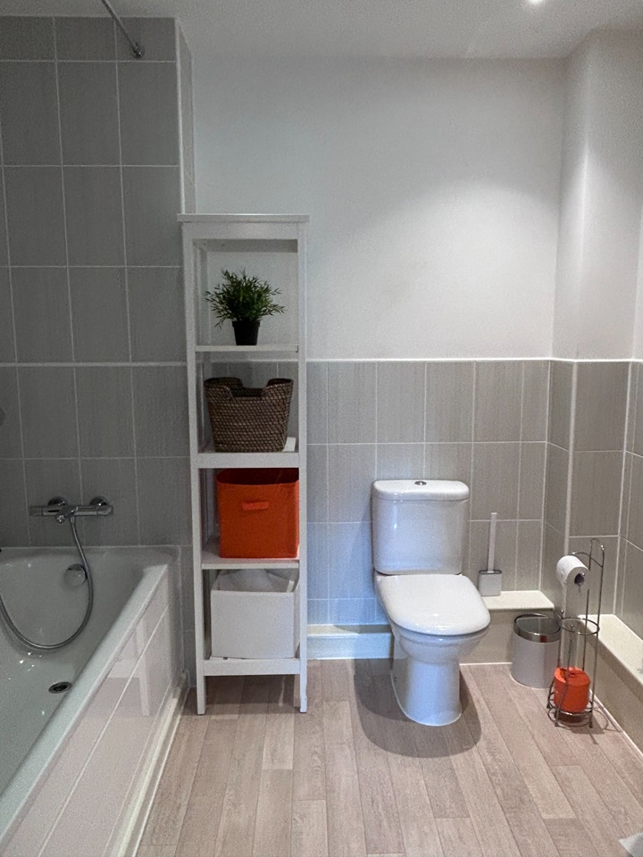 Additional image 3 of 2 Bed Flat, Bell Barn Road, B15, N1 7GU