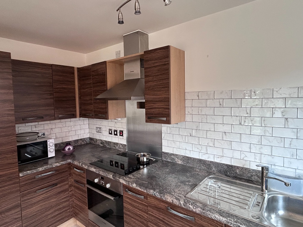 Additional image 8 of 2 Bed Flat, Bell Barn Road, B15, N1 7GU