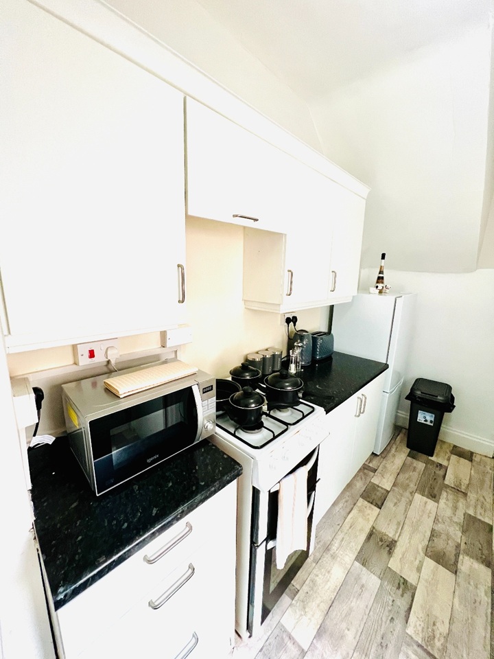 Gateshead - 2 Bed Flat, Raby Street, NE8 - To Rent Now for £1,250.00 p/m