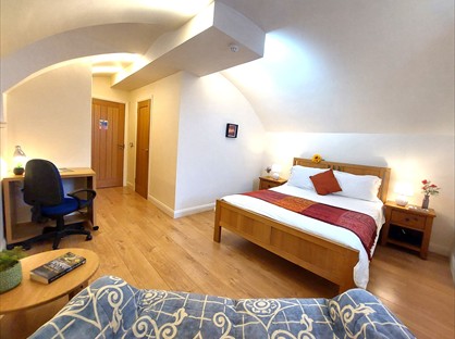 10 bed room for rent in Room in a Shared House, St Michael Street, DG1