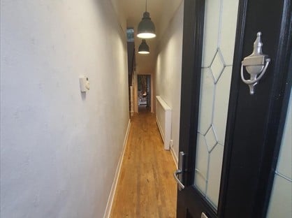 Room in a Shared House, Bridge Road, SM6