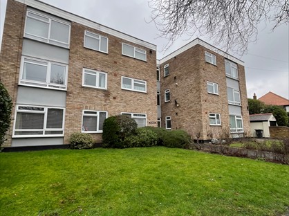 1 Bed Flat, Oak Lodge, SS9