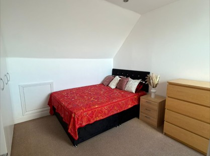Room in a Shared House, Seagull Close, IG11