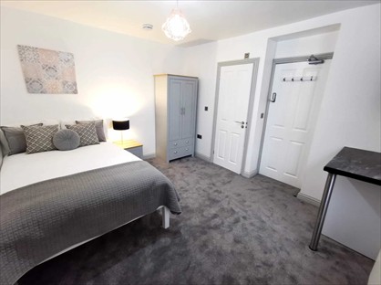 Room in a Shared House, Pershore Road, B30