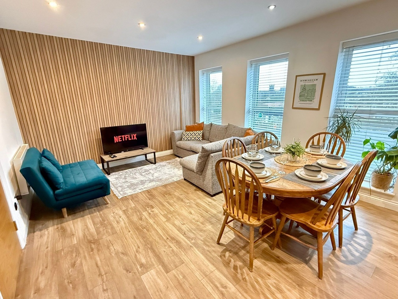 Birmingham - 2 Bed Flat, Mint Drive, B18 - To Rent Now for £3,200.00 p/m