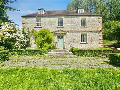 4 Bed Semi-Detached House, The Island, BA12