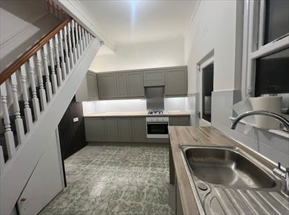 2 Bed Terraced House, Manchester Road, OL10