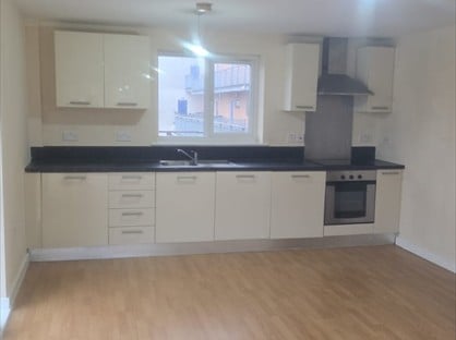 2 Bed Flat, Stewartby Avenue, PE7