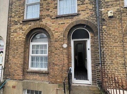3 Bed Semi-Detached House, Wellington Street, DA12