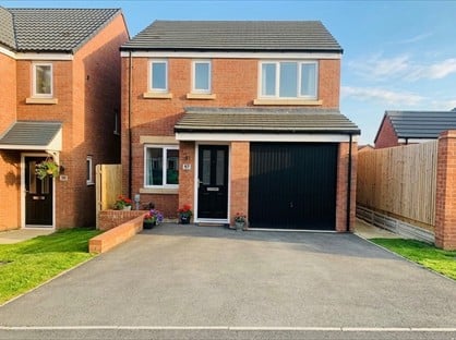 3 Bed Detached House, Opal Street, S41