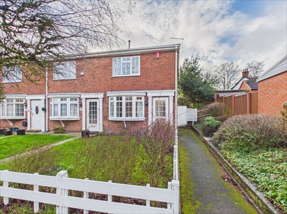 2 Bed Terraced House, Kensington Close, NG17