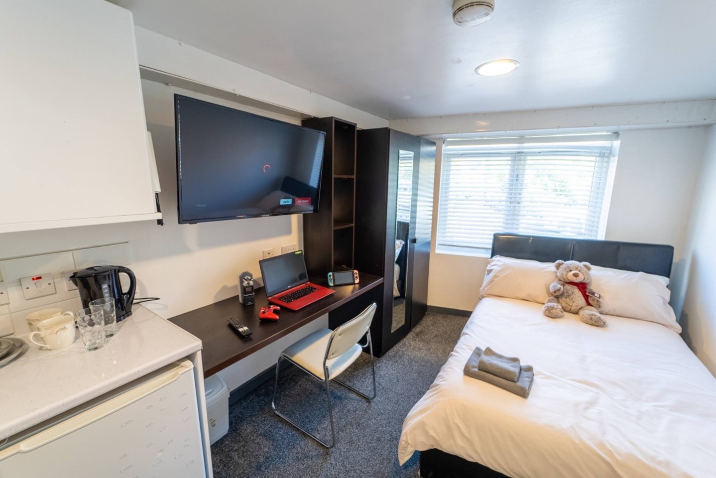 Studio Flat, Birmingham, B29