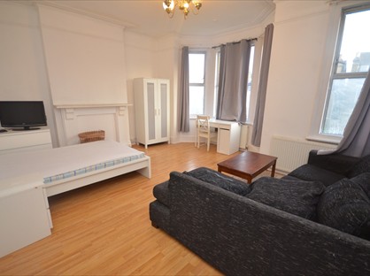 Room in a Shared House, Wolfington Road, SE27