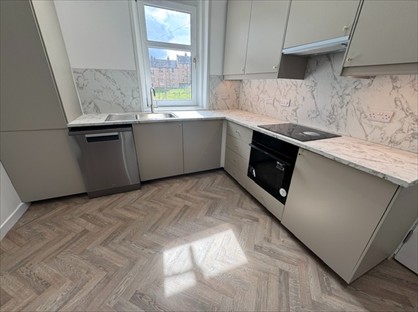 3 Bed Flat, Mitchell St, DD2
