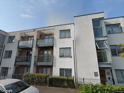 2 Bed Flat, Christie Lane, M7
