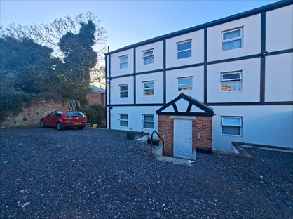 1 bed flat/apartment for rent in Studio Flat, Hollinshead Street, PR7