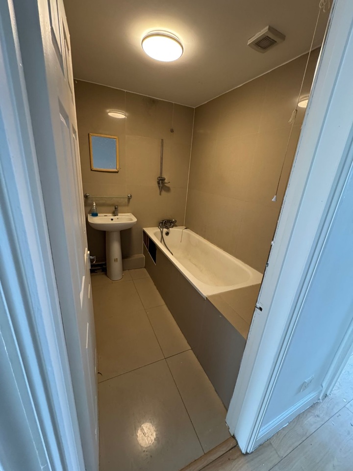 Additional image 7 of Room in a Shared Flat, Belland Drive, BS14, N1 7GU