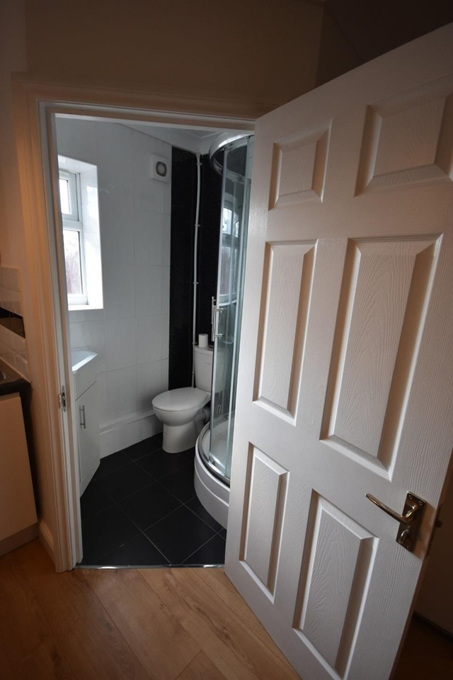 Additional image 6 of 1 Bed Maisonette, Lilac Road, SO16, N1 7GU