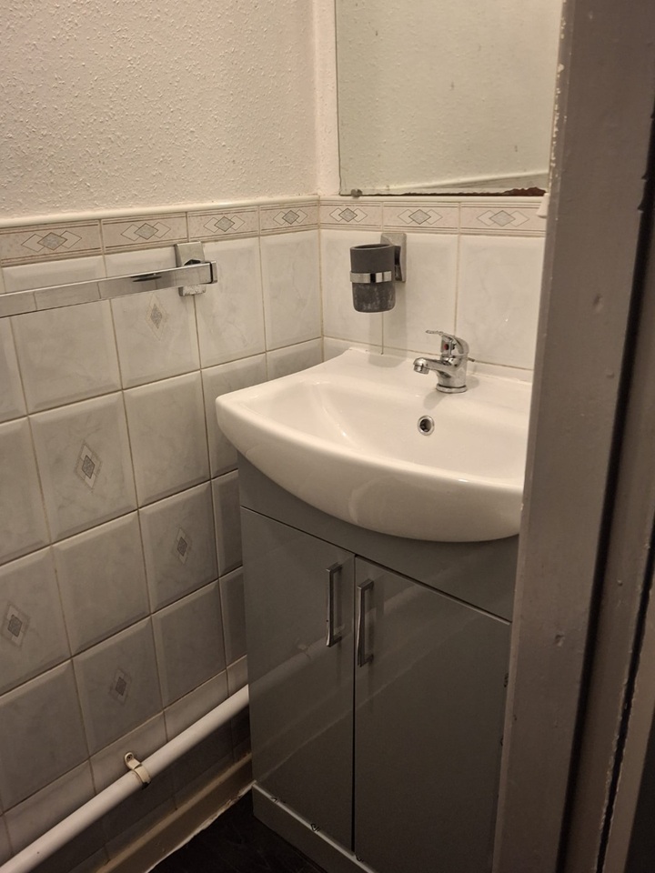 Additional image 5 of Room in a Shared House, Holbrook Lane, CV6, N1 7GU
