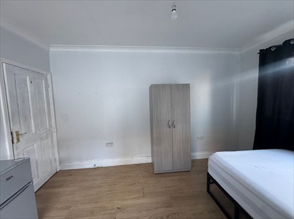 Room in a Shared House, Canning Town, E16