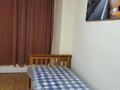 Room in a Shared House, Linden Road, LS11