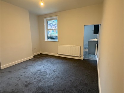 3 Bed Terraced House, Woolrich Street, ST6