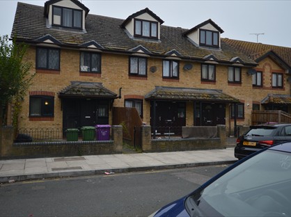 Room in a Shared House, Lukin Street, E1