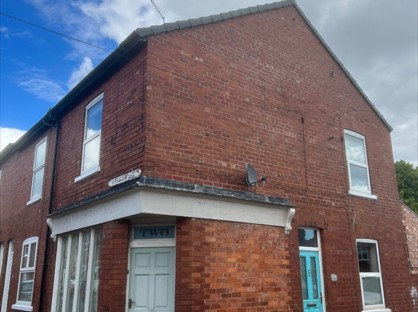 1 Bed Maisonette, Barlow St, YO26