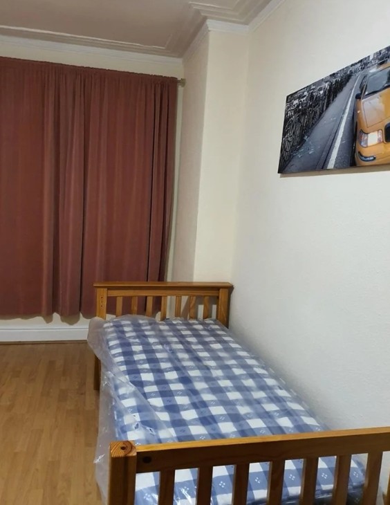Leeds - Room in a Shared House, Linden Road, LS11 - To Rent Now for £ ...