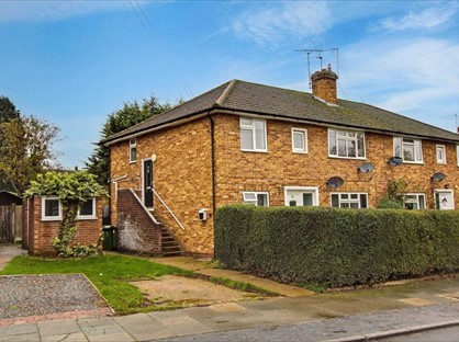 2 Bed Maisonette, Ladbrooke Crescent, DA14