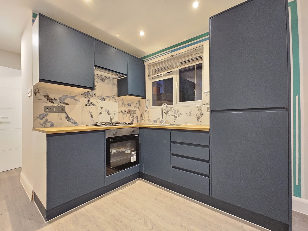 Tottenham Hale - 2 Bed Flat, Antill Road, N15 - To Rent Now for £2,000. ...