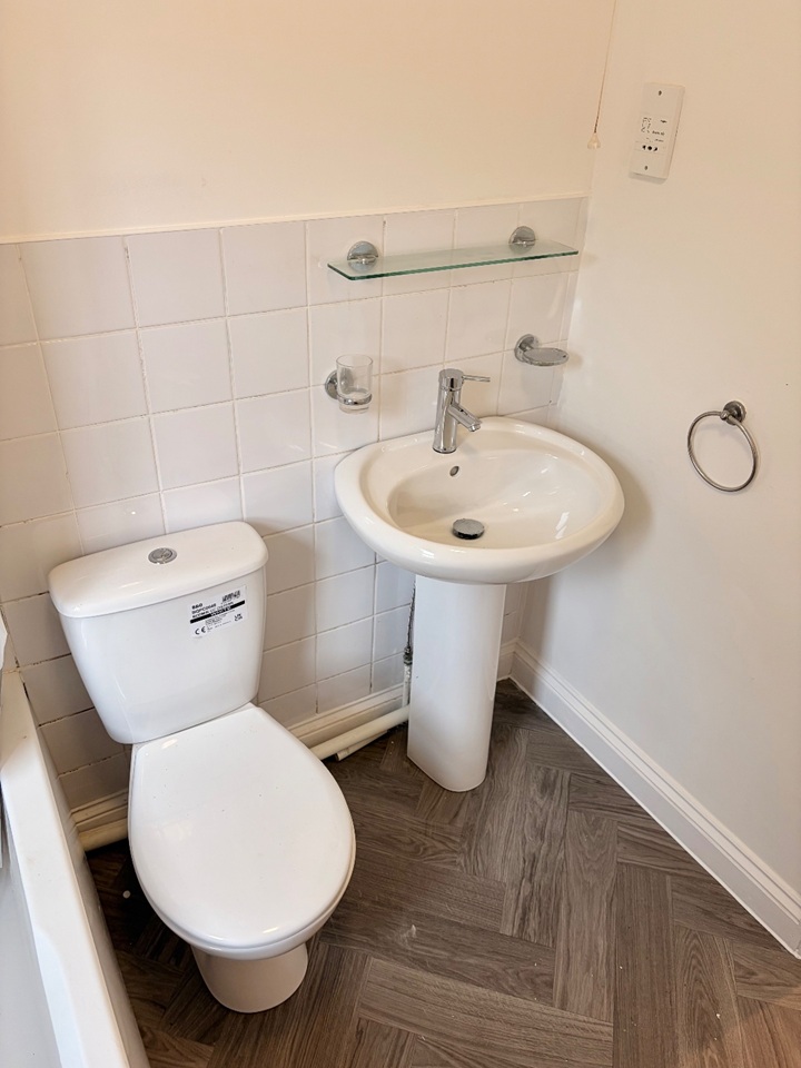 Additional image 8 of 1 Bed Flat, Bourlon Wood, OX14, N1 7GU