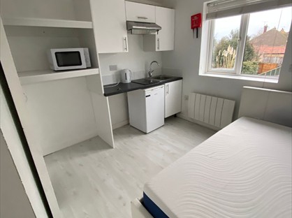 Studio Flat, Cherry Hinton Road, CB1