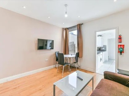 4 Bed Semi-Detached House, Portland Road, KT1