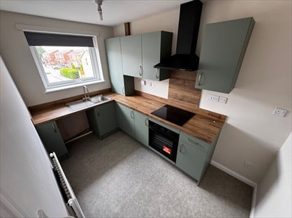 2 Bed Flat, Meadow Gate Avenue, S20