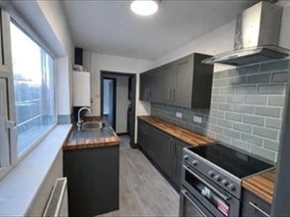 3 Bed End Terrace, Waldeck Street, LN1