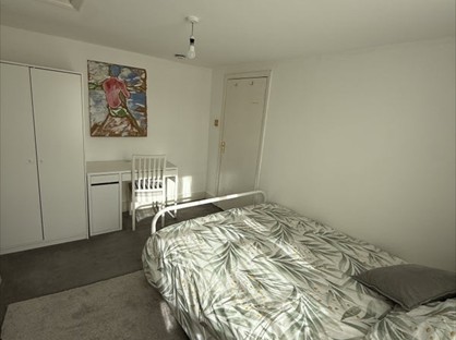Room in a Shared House, Raynham Road, W6