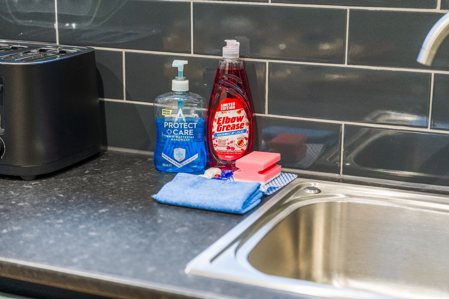 Additional image 63 of 2 Bed Flat, Southampton Street, RG1, N1 7GU