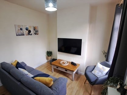 2 Bed Terraced House, Sneyd Street, ST6