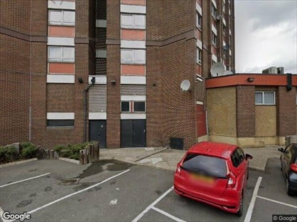 2 Bed Flat, Highview, UB5