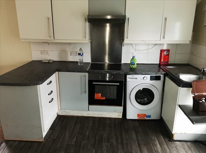2 Bed Flat, Howard Gardens, CF24